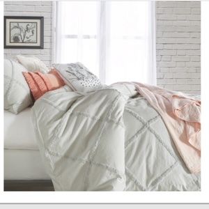 Peri Home Chenille Lattice Duvet Cover